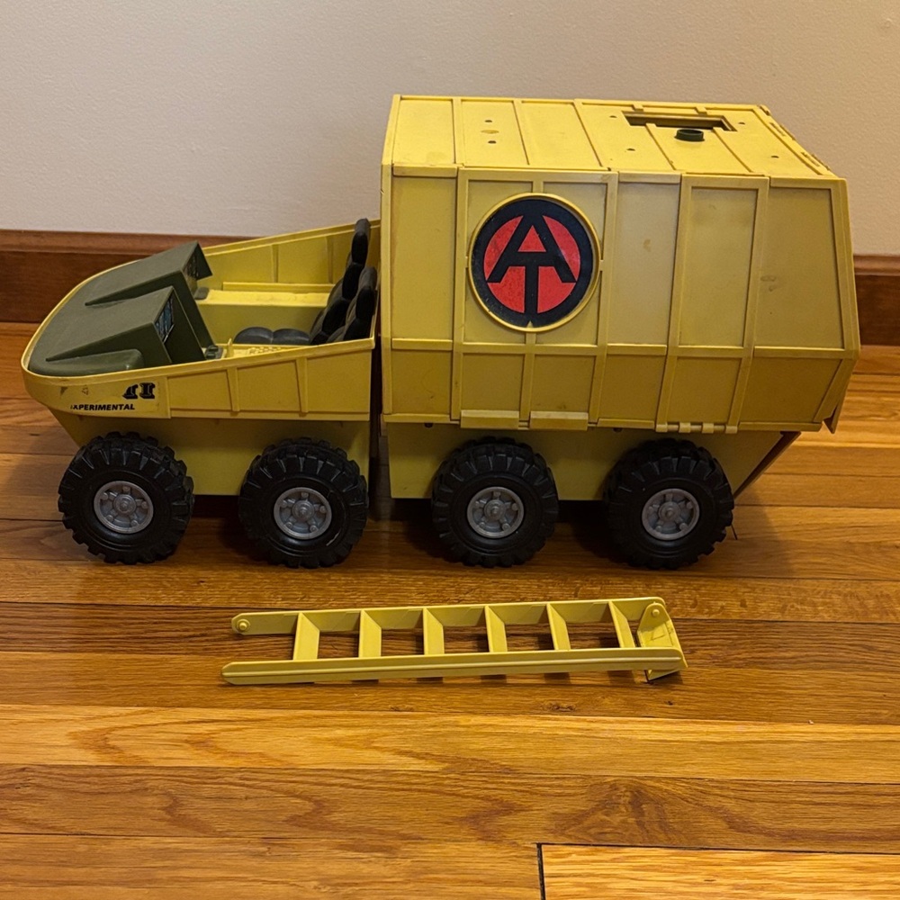 Vintage G.I. Joe Adventure Team Mobile Support Vehicle